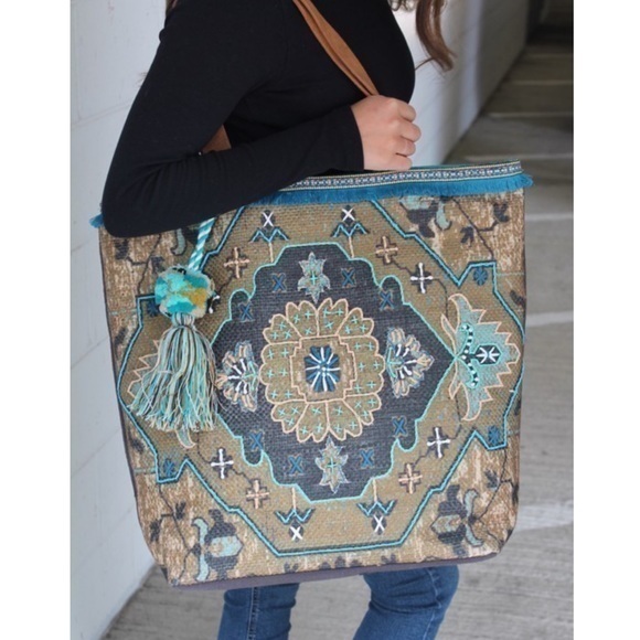 Retro Bohemian Carpet Bag Tote - Picture 4 of 8
